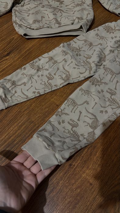 Спортивний костюм nutmeg