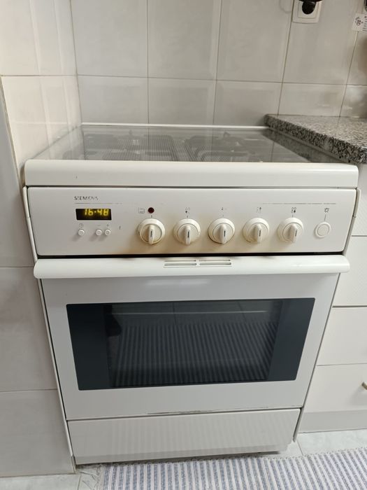 Fogão Siemens modelo HM 14020 PP