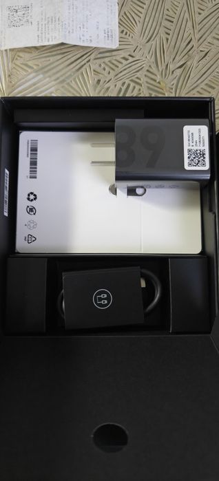 19000грн.Lenovo LEGION Y700 Gen 4.Памяти 12+9/256г.2025 8,8" 3K.