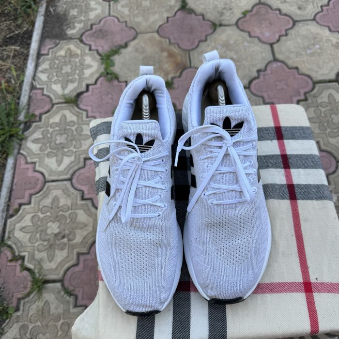 Кроссовки Adidas Swift Run 22 Grey, 47 размер, Оригинал, Кросівки