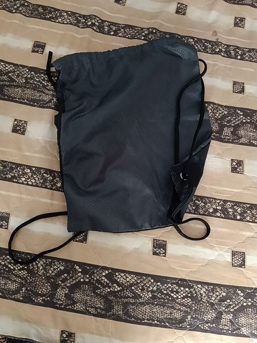 Workoplecak czarny sportowy