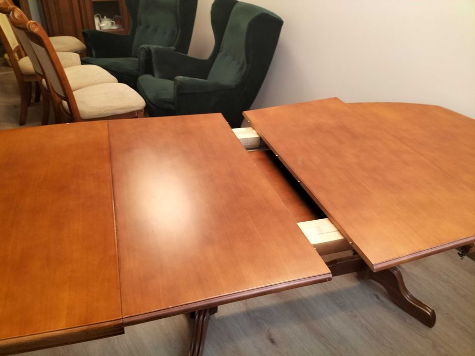 Taniej przed świętami. Stół dębowy + 2 fotele + 4 krzesła(gratis)