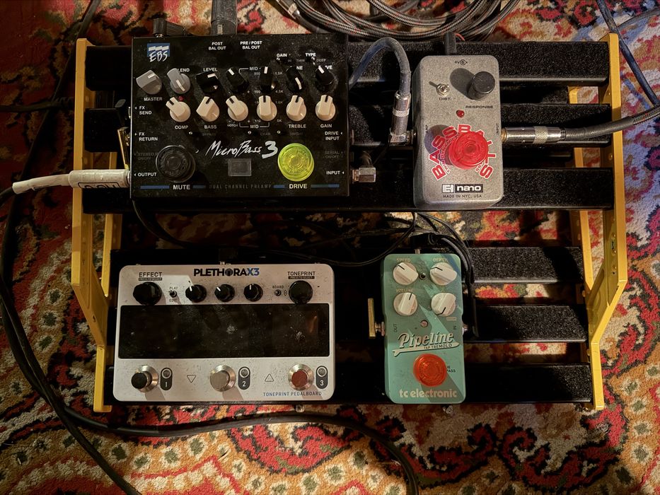 Pedalboard basowy – EBS MicroBass 3 + Bassballs + TC Electronic Plethora X3