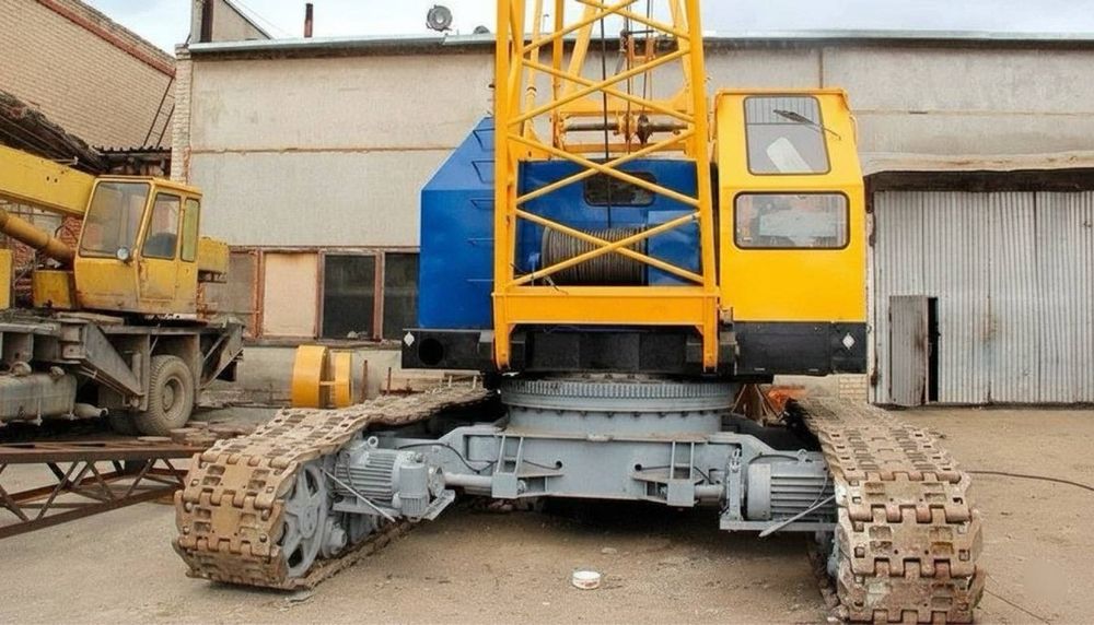 Кран гусеничний МКГ-40 в оренду, послуги крана, кран оренда Дніпро