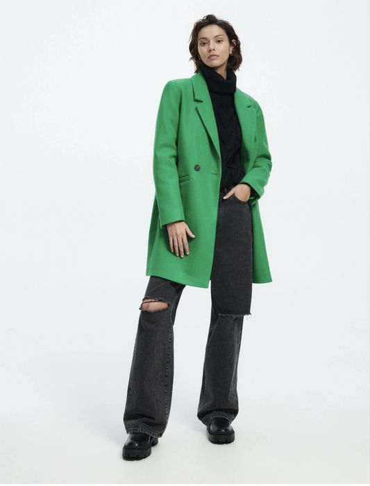 Нове пальто, зелений колір в розмірі 38.