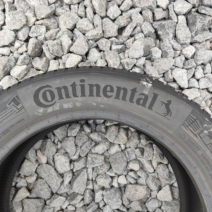 Комплект всесезонних шин Continental 215/55 R18 215*55 18 AllSeasonContact 001886