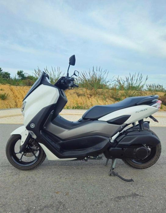 Vendo mota nmax ano 2023