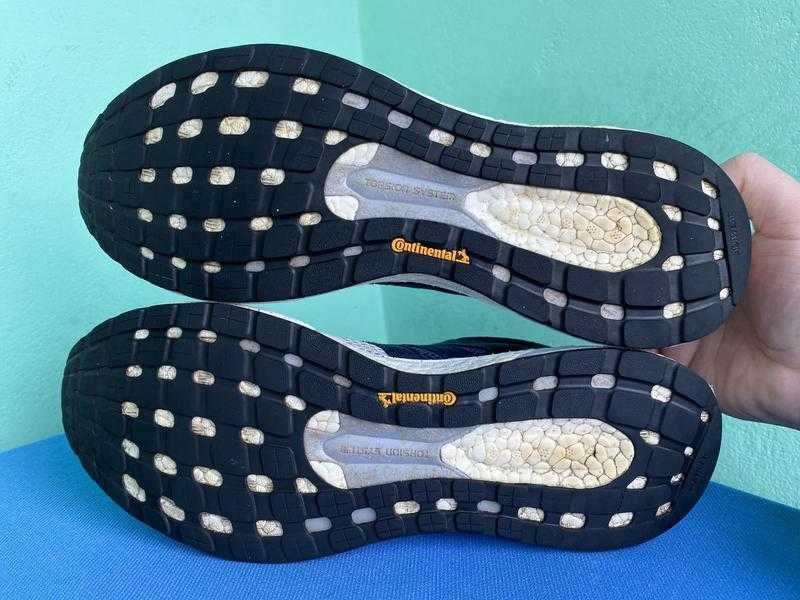 Кросівки Adidas Adizero Tempo 9