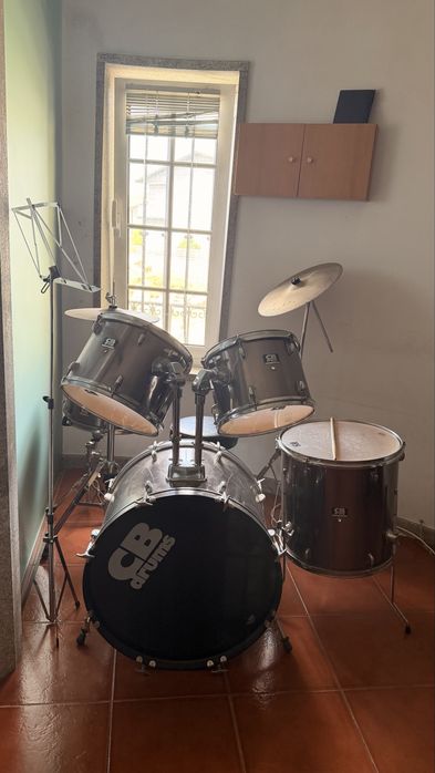 Bateria CB Drums + Suporte pratos de choque Sonor