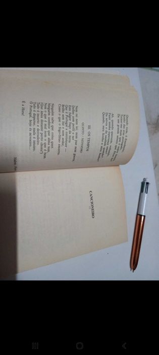 Livro: Fernando Pessoa - Antologia Poética - 5€