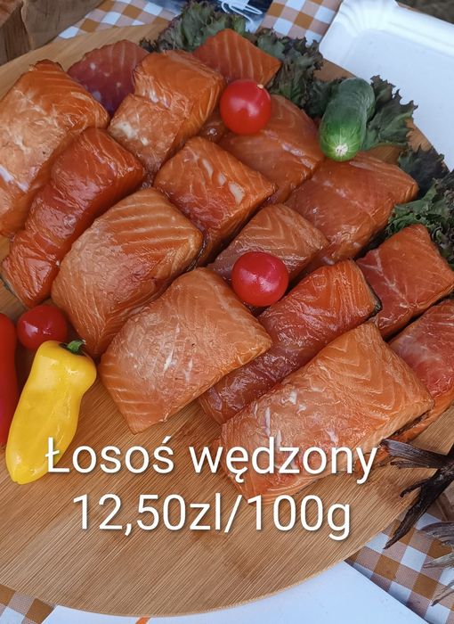 Łosoś, ryby wędzone tradycyjnie.