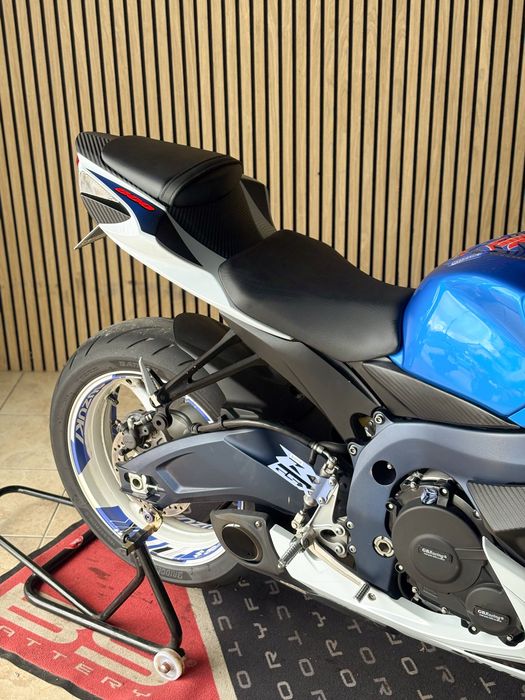 Suzuki GSX-R 600 L7