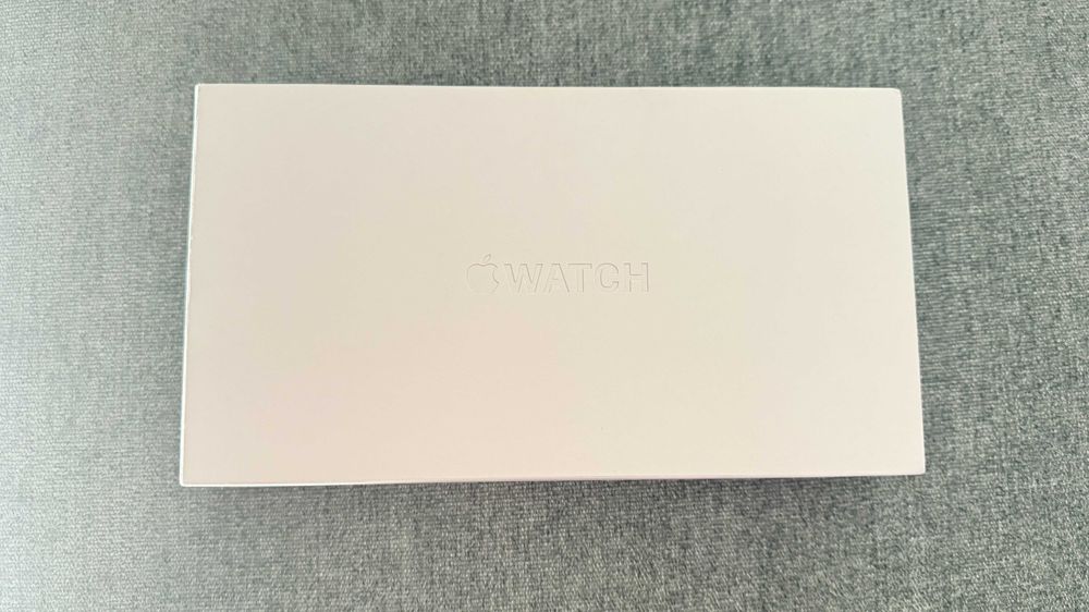 Apple Watch Ultra 3 GPS + Cellular, Caixa em titânio natural de 49 mm com Bracelete Ocean azul âncora