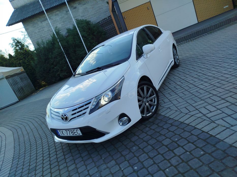 Toyota Avensis T27! 2012 R! Sedan! Skóra Navi! Diesel !