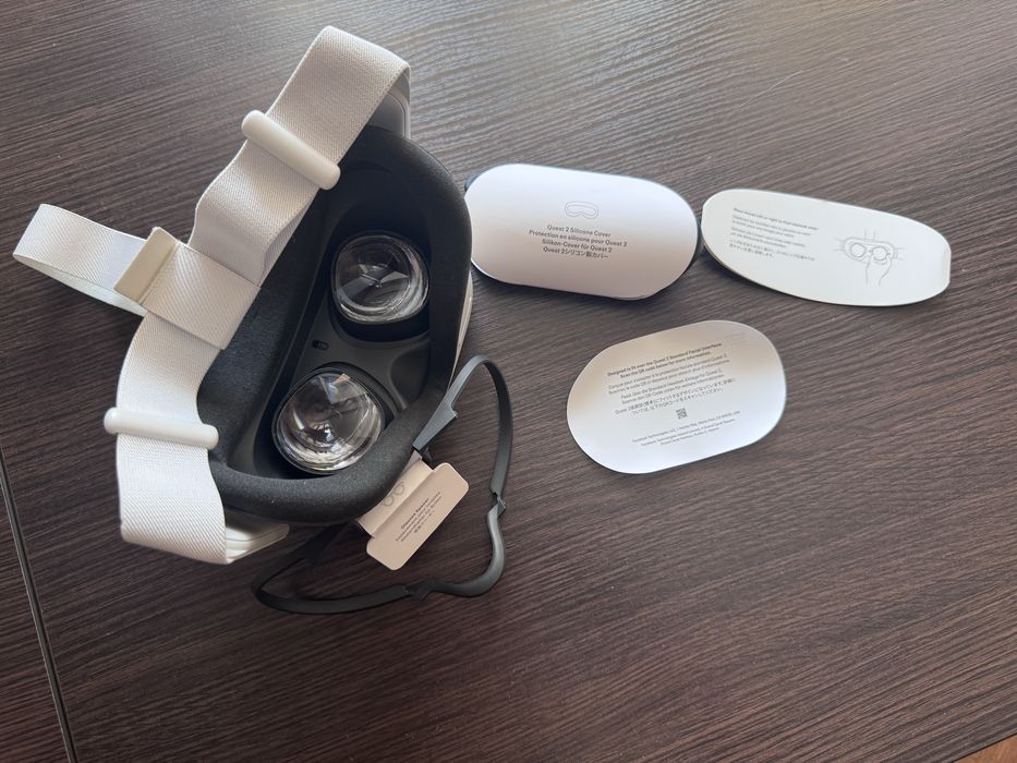 Продам Oculus Quest 2
