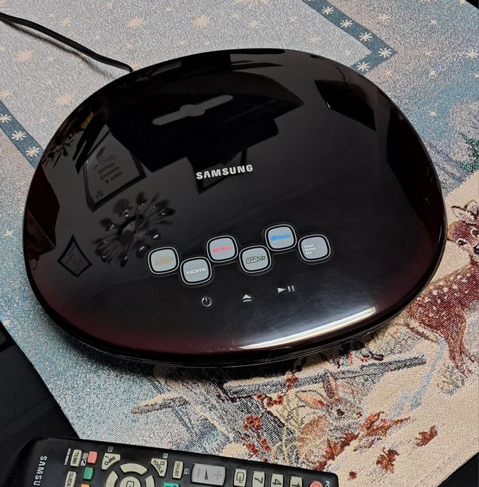 Leitor de DVD elegante compacto samsung