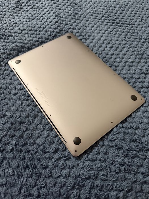 Macbook Air 13 A1932 8/256