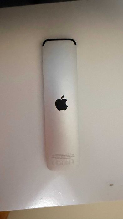 Apple TV 4a Gen + novo comando apple MR912QM/A