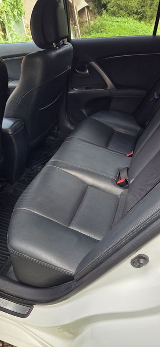 Sprzedam Toyota Avensis