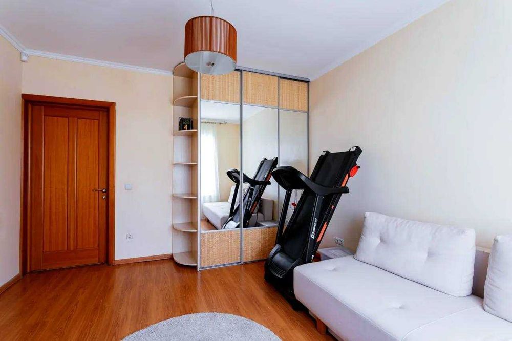 Продаж Будинок 330м2 12 сот Романків поруч Сонячна Долина Ходосівка