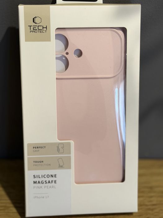 Чохол для Iphone 17 рожевий