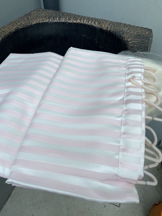 Cortina para Banheira em tons de Rosa e Branco para Casa de Banho