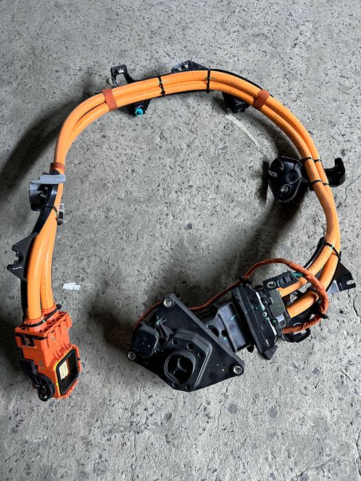 Порт зарядки в сборе с кабелем Tesla Model 3 Разборка