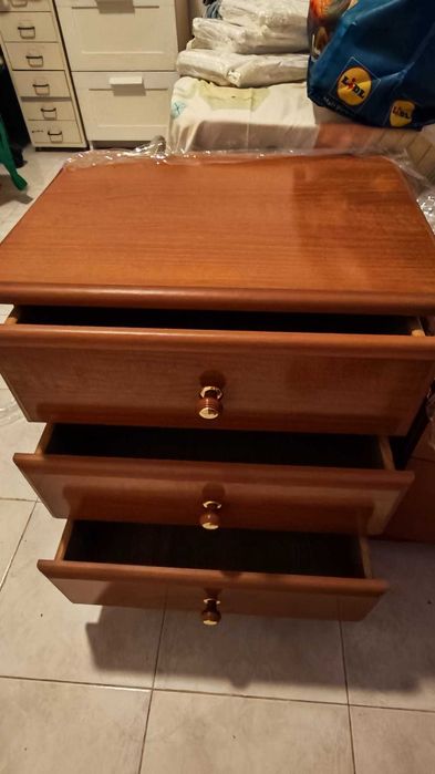 Mesa de cabeceira