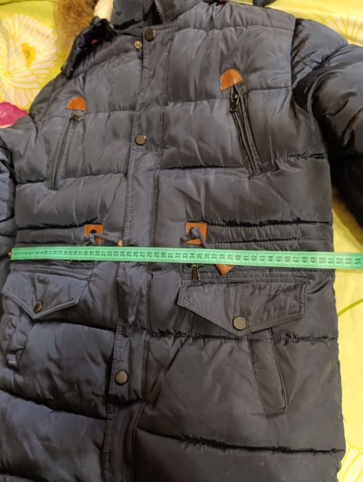 Продам детскую зимнюю куртку