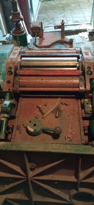 Станок деревообробний