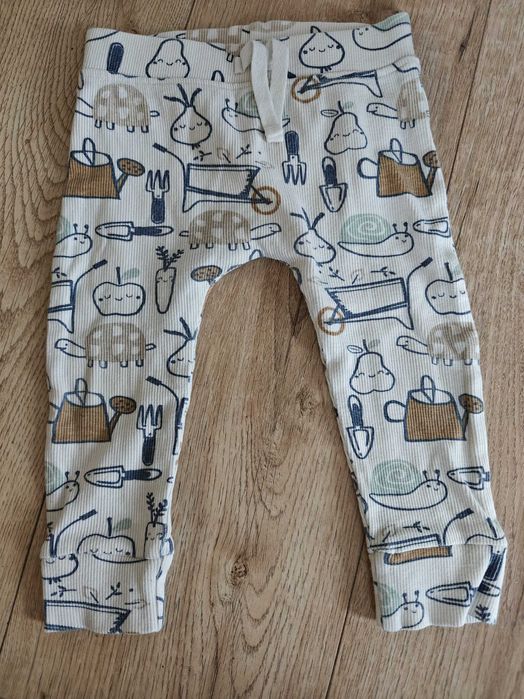 Leginsy next dla chłopca 80