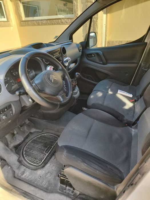 CITROËN BERLINGO 1.6 Diesel | 99 CV | 2017 | IVA Dedutível