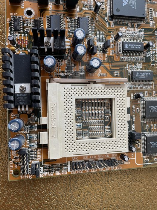 Płyta główna socket 7 FIC PA-2005 ram ok retro win 98 95