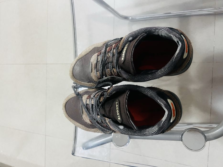 Tenis Lacoste Castanho