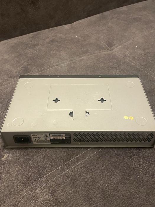 Cisco SG 102-24 24-port Gigabit Switch
