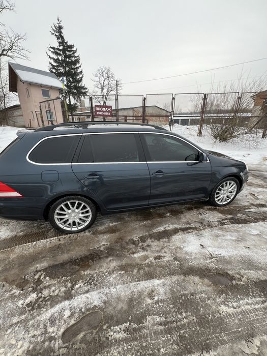 Продам Автомобіль VOLKSWAGEN GOLF 5