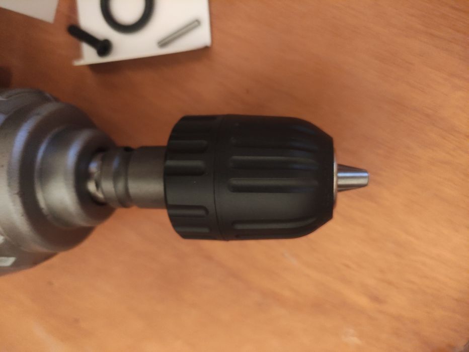 Bucha universal com adaptador para pistola de impacto Parkside