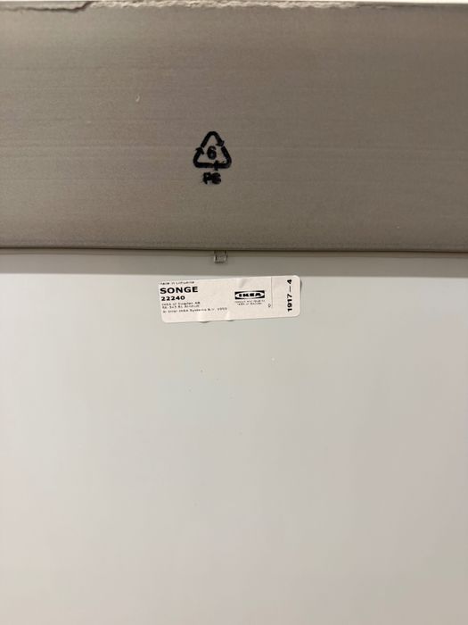 Duże lustro z ramką Ikea