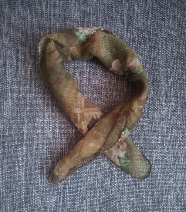 Apaszka w odcieniach zieleni