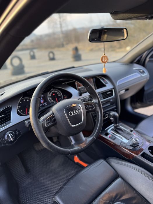Audi A4 B8