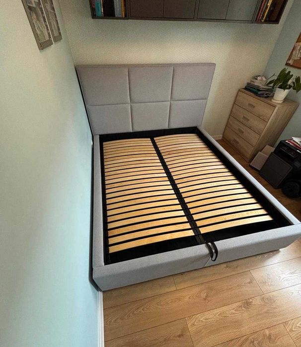 Łóżko 160 x 200 zagłówek pojemnik