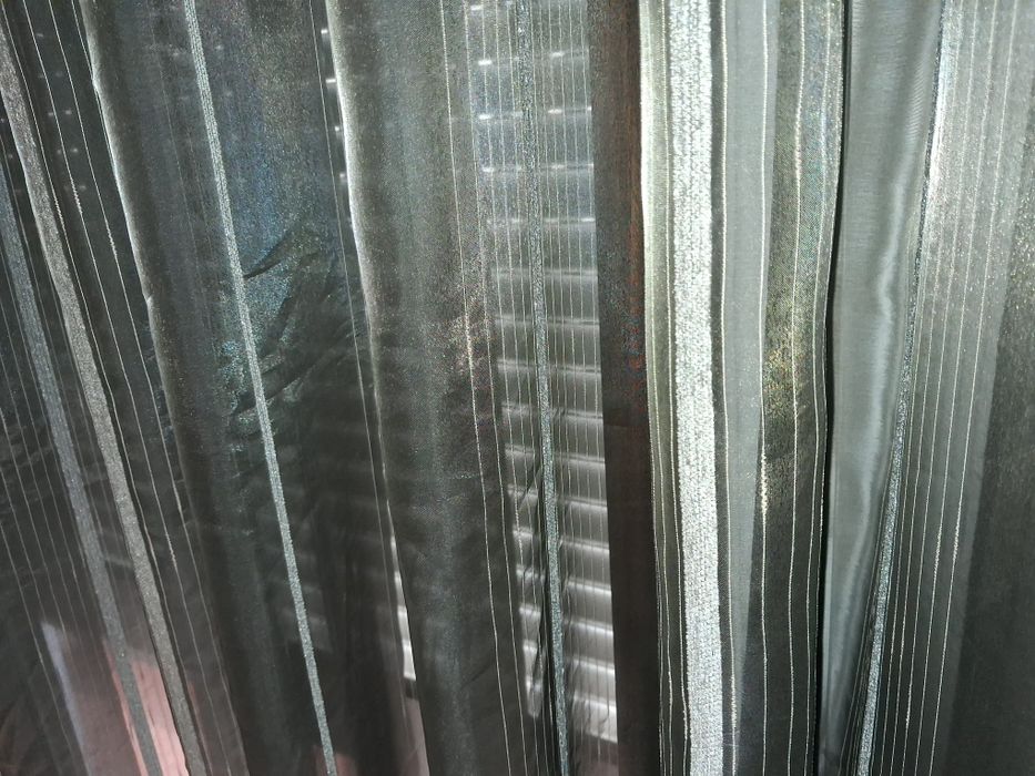 Cortina de organza mais varão