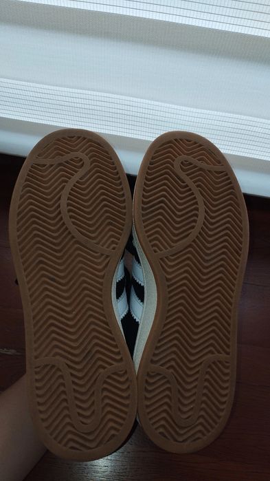 Adidas Campus 00s