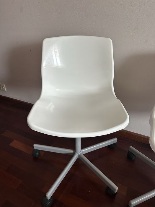 Cadeiras de escritório IKEA SNILLE