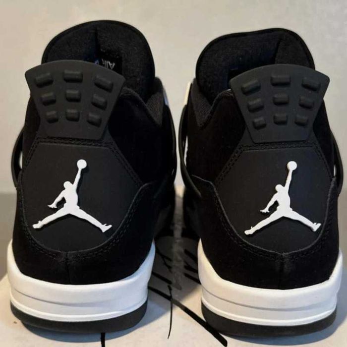 Jordan 4, czarne  .39