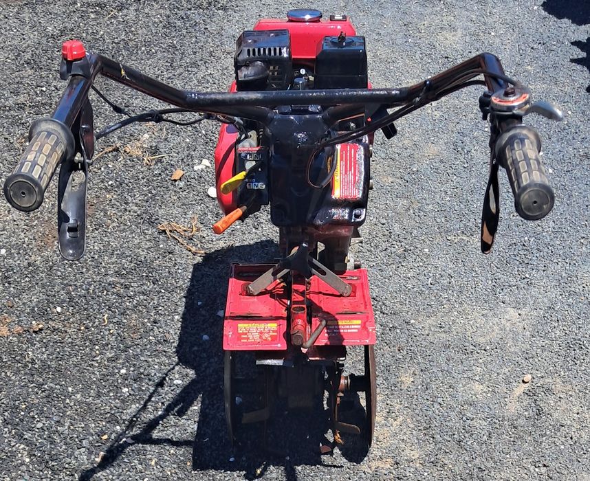 Motocultivador sachador honda RF 315 usado