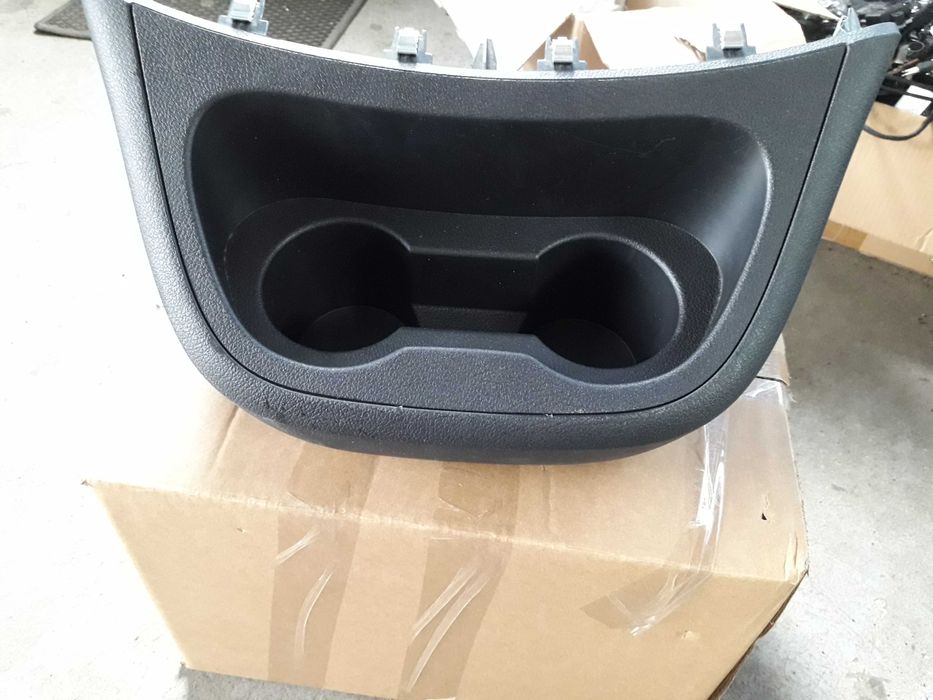 підстаканник  Vito 447 .  Vito V Klass . Metris