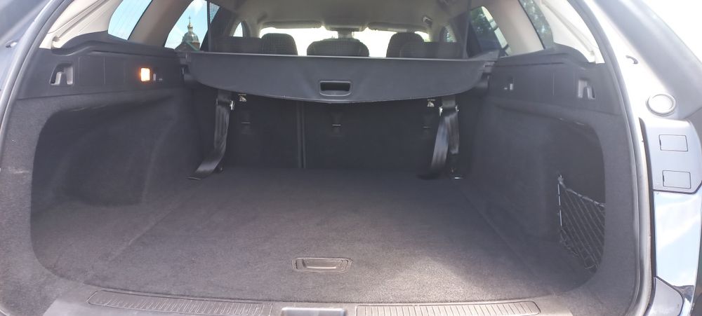 продаю opel insignia