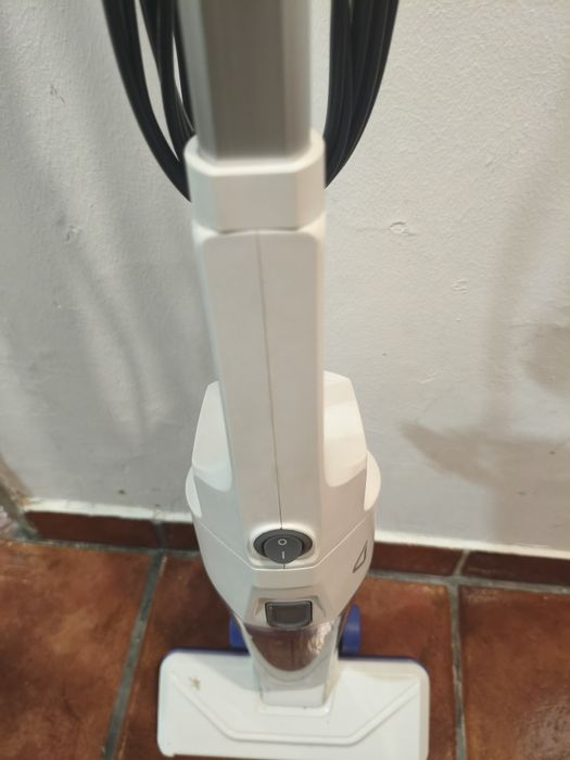 Aspirador vertical
