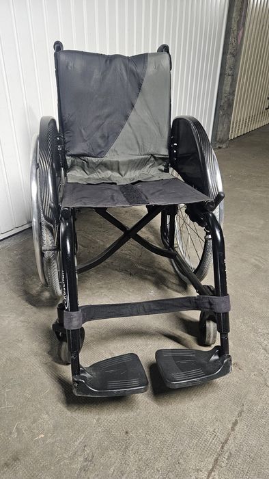 Cadeira de rodas kuschall ultra leve